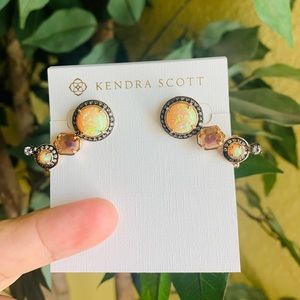 Carolyn Ear Climbers Earrings ❤️